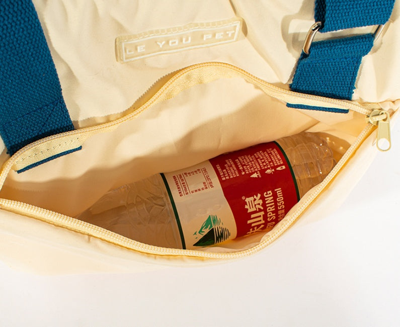 Portable Cat Carrying Bag – Convenient Pet Outing Carrier