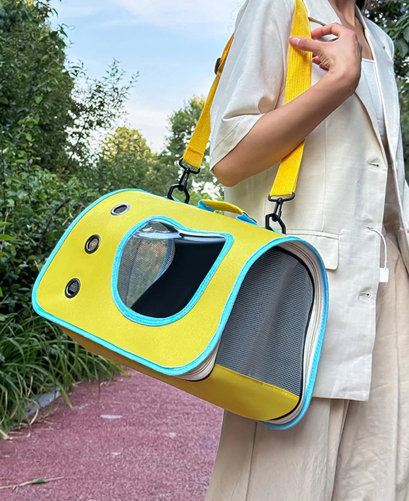 Outdoor Pet Carrier Bag – Portable & Comfortable Shoulder Bag for Small Pets