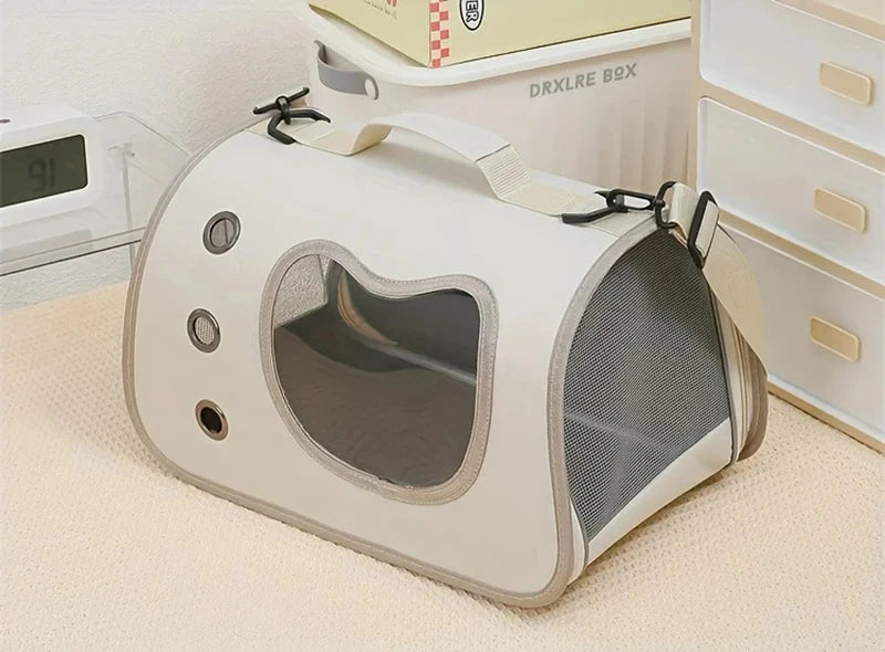 Outdoor Pet Carrier Bag – Portable & Comfortable Shoulder Bag for Small Pets